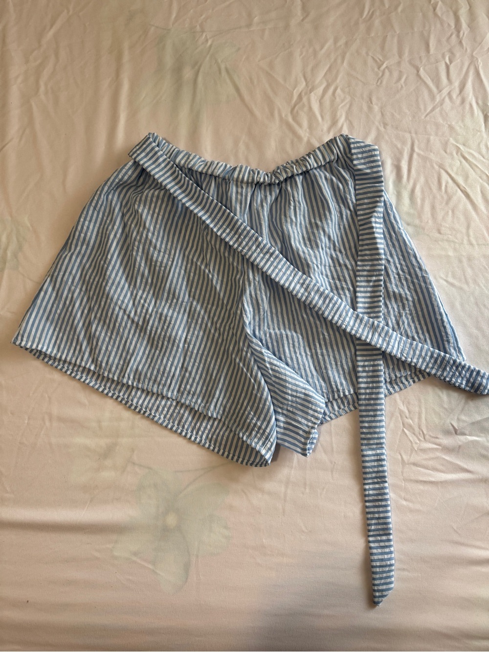 Light Blue Striped Women’s Tie-Waist Shorts - Picture 2 of 9